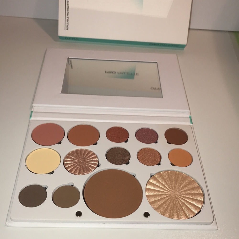 OFRA Boho refillable Pro Palette NEW in box - Picture 4 of 13